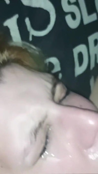 Kompilace domácího hlubokého kouření a výstřiku