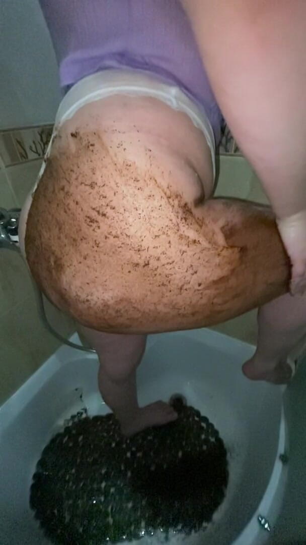 StasyBoo: Dios mío, ¡lo que hizo en la ducha! ¡Caliente!