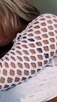 MILF Blond mama jedzie kutasa