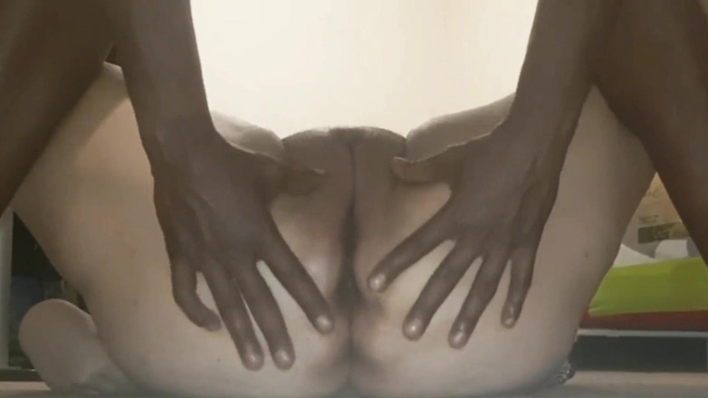 Real homemade BBW BBC porn: WildEnglishBBW BBC Nata4sex dedilhado lambendo minha buceta gozando esguichando duro