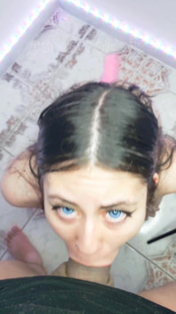 Whore Loves to Thick Cocks