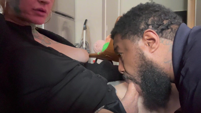 Diana Deelight: TS Diana Deelight Getting Head From Her Dark Sided Angel...