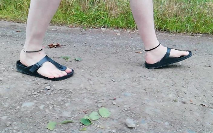 Carmen_Nylonjunge: Naturvandring i Birkenstock
