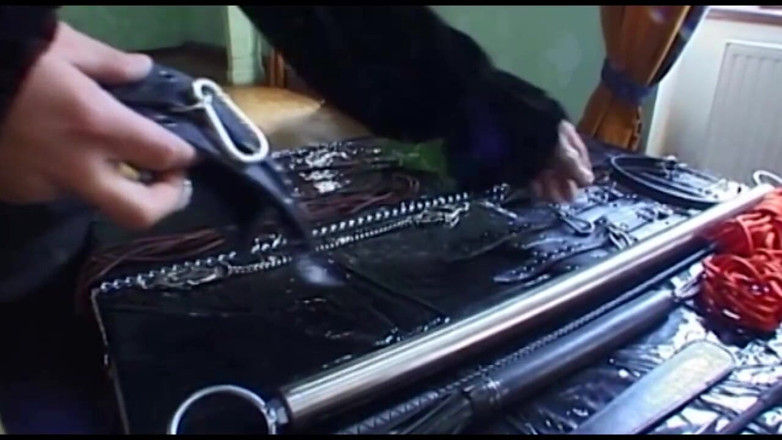 Absolute BDSM films - The original: Špinavé kroky potěšení - Epizoda # 01