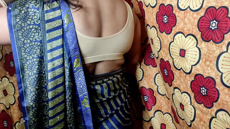 Rashbhari: Grandi tette molto sexy video caldo con grande figa