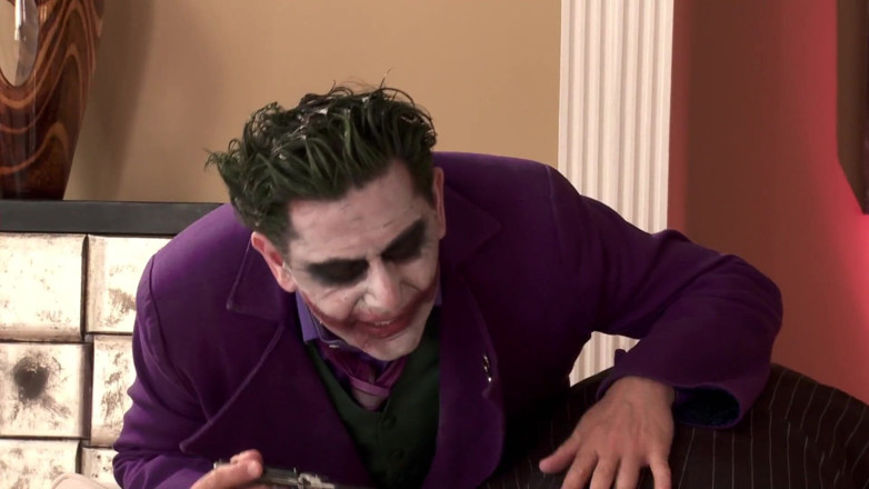 CBD Media: Orgie v Gathamu s batman jokerem a catwoman.