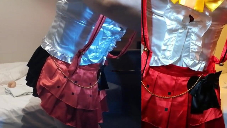 Honoka Kousaka: ディルドを使ったアナルオナニー