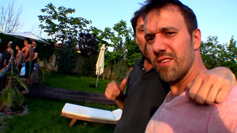 German Porn: Pesta seks threesome di-gangbang sama dp di luar ruangan