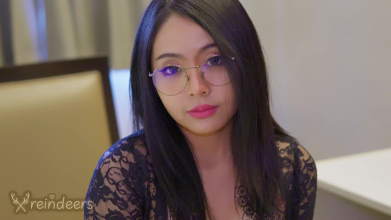 Xreindeers: 孤独的亚洲寡妇想要被操以克服她的悲伤（完整版本） - Xreindeers