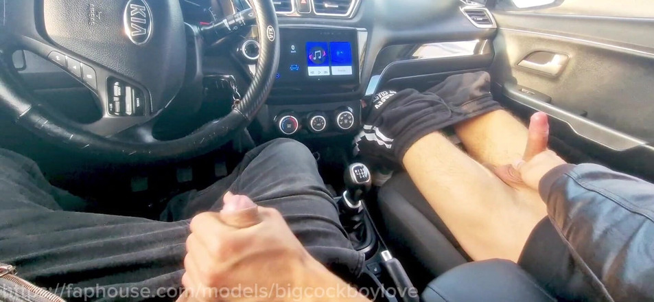 AlexGay: Caras vieram na estrada se masturbando