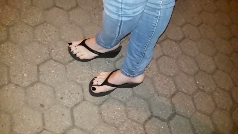Heelex: I Show My Amazing Feet in Very Sexy Platform Flip...