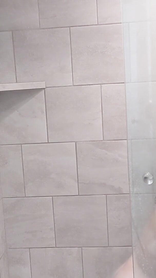 The hotel shower (Sin Spice by Sophia Sinclair and Jasper Spice) The hotel shower (Sin Spice by Sophia Sinclair and Jasper Spice)
