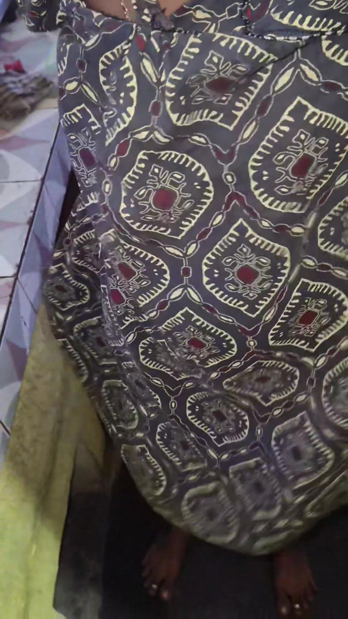 X videos: Abang tiri panas menggoda adik tiri yang baik di dapur