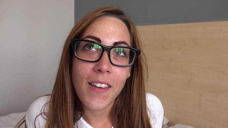Purzel: Casting Girls Have to Suck and Fuck to See if...