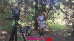 Riderqueen BBW Step Mom Latina Ebony: Riderqueen в одиночестве, на улице, Видео для фанатов