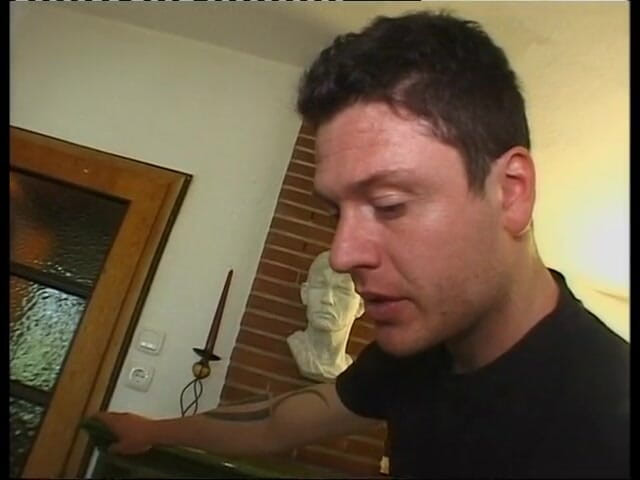 Don't say a word: 2 děvky připoutané a ošukané a bičované do zadku a...
