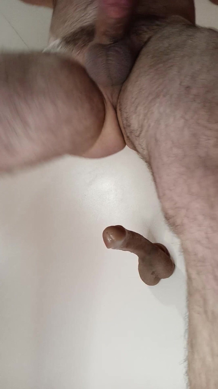 Bob Vajra: 애널 섹스 딜도