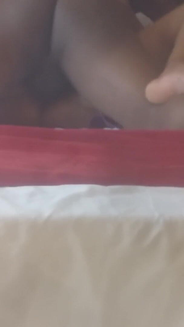 Sex and cum inside: Janet scopa suo marito