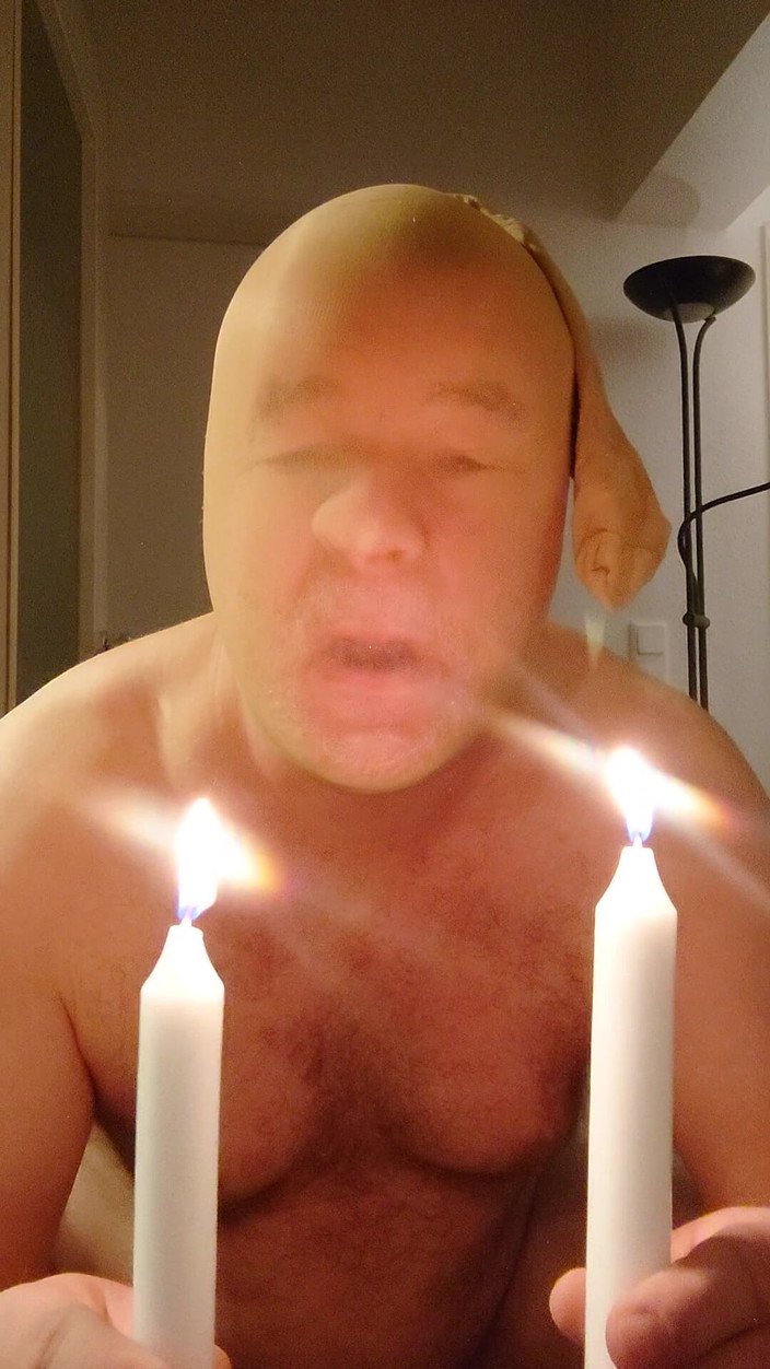 Carmen_Nylonjunge: हॉट 2 आगमन