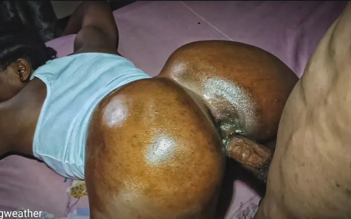 Bangweather: Ebony Fat Ass Taking BBC