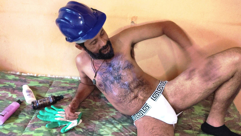 Stink HairyMale: Attributi pelosi