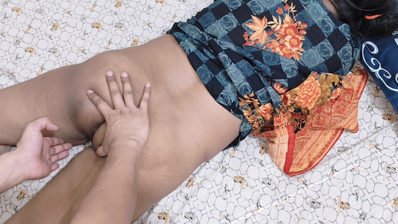 Angel Surovi Lata: Vidéo de sexe romantique d’une belle-sœur et de son beau-frère.