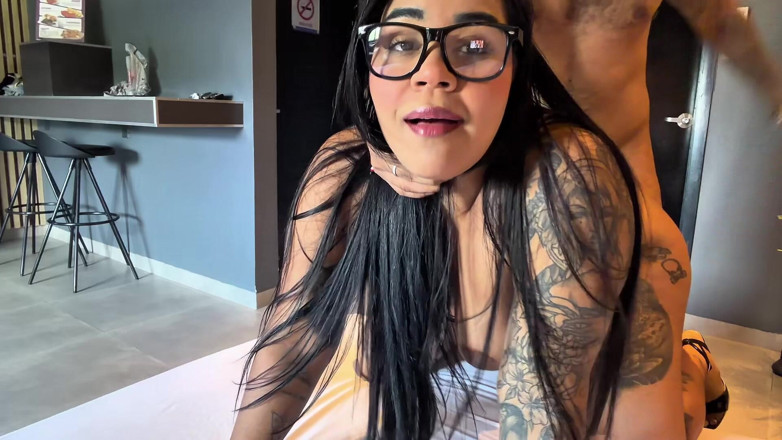 AlejandraGarciax: 내 남친의 가장 친한 친구가 나를 원해, 내 안에 사정하게 해줘