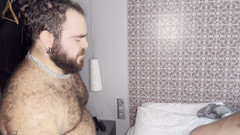 ScruffyStocky: Gấu lông hàng đầu Fucks Lưng trần Chó con Truyền giáo...