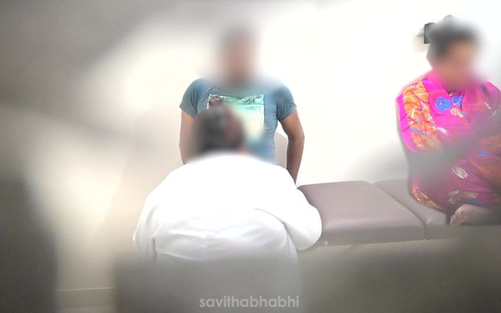 savithabhabhi: भारतीय डॉक्टर मरीज के साथ मस्ती कर रहा है जबकि एक और मरीज उनके पास बैठा है
