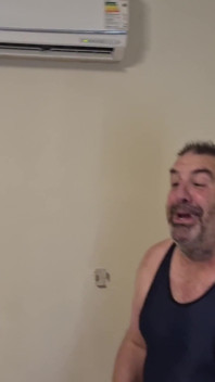 Silver Stepdaddy Boxer vs. Gouine Wrestler - Singlet wrestling výzva