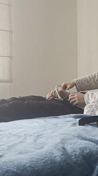 ロープで遊んで私たちを支配しようとしている