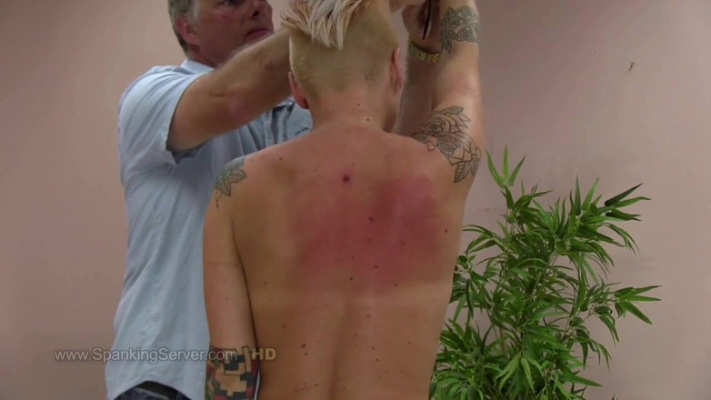 Spanking Server: Cora bare back whip 0506