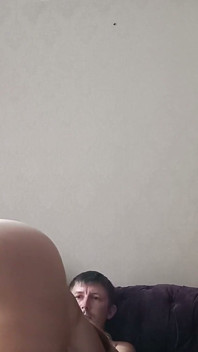 Sex-stream! Wir Führen Verschiedene Aufgaben Auf Video Aus!