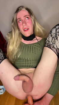 Красива тінка femboy відтрахана в анал