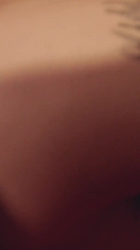 Transex v tmavé místnosti