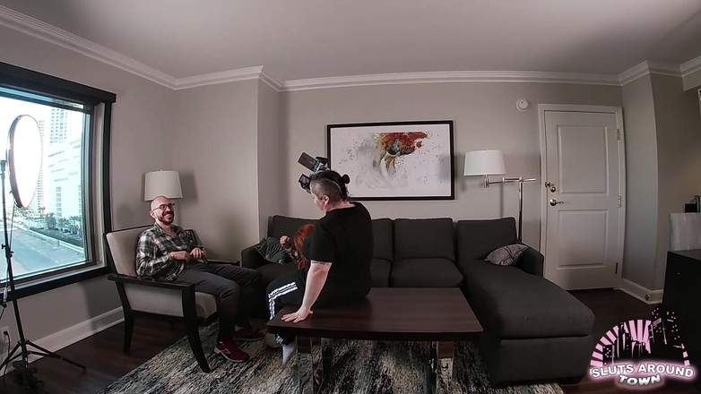 Sluts Around Town: La terapista usa l'anale per trattare un cliente arraato bts