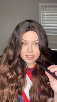 Mamă sexy dominatoare feminină transformă iubitul infidel într-un joc de rol bisexual cu ejaculare