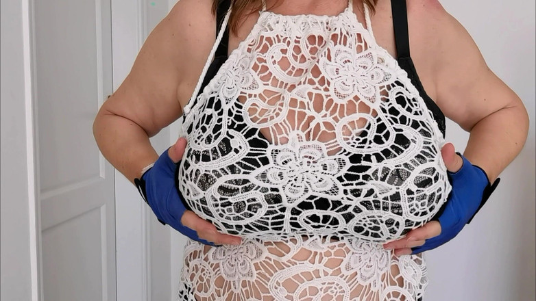 MariaOld: Nenek dengan toket besar lagi asik nyepong kontol