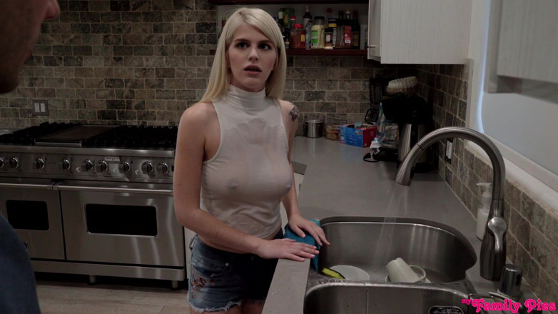 My family pies: Ma demi-sœur perverse - S12 : E6