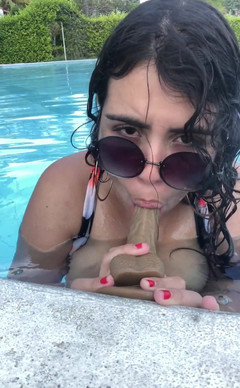 Xara Rouxxx: Líbí se ti, jak kouřím?