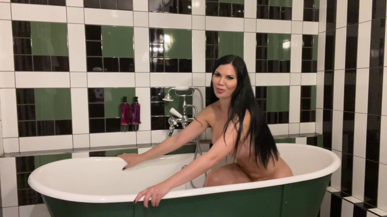 Jasmine Jae: 욕조 교통 신호등 JOI