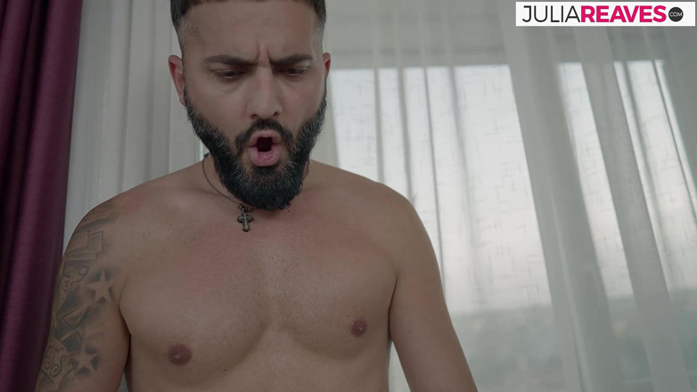 Discover 4K: Dvě nenasytné milfky sdílejí jednoho šťastného hřebce