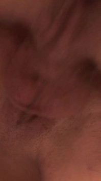Můj přítel a já jsme se oddávali dvěma děvkám s mokrou kundičkou