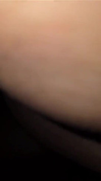 Killen bakom gloryhole kunde inte hantera det, jag var tvungen att be min man att få mig att sperma