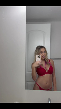 I Was Live Streaming and Had to Pee so Ran to My Guest Bathroom for a Pee Video!!