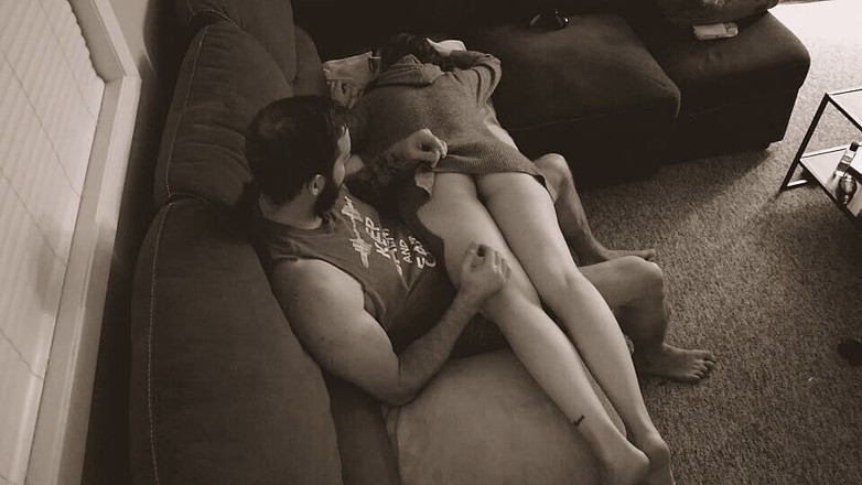 JessTonySquirts: Probuzení mé milf macechy až do několika orgasmů