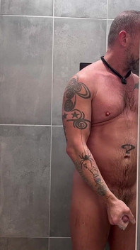 Shower Stroke 240204