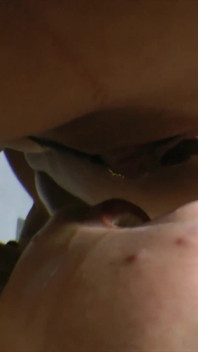 Lesbian enema bencana menelan ekstrem