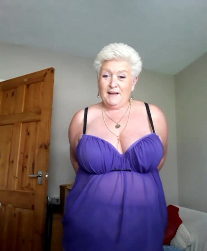 Uk Joolz: Stream Started