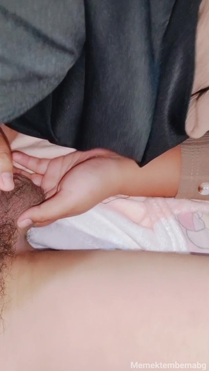Asian girl videos: 他妈的阴户丰满